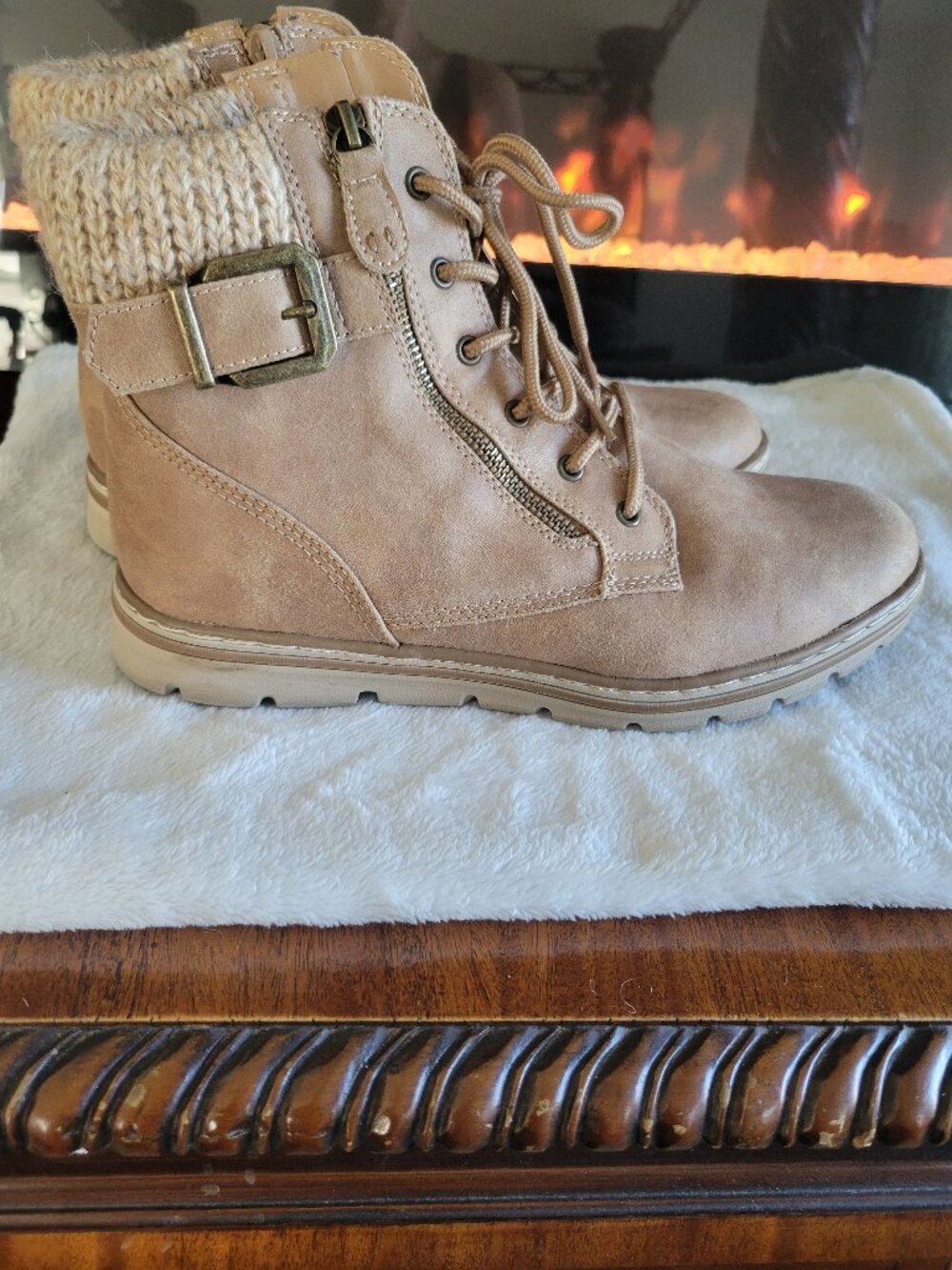 Cliffs boots size 10